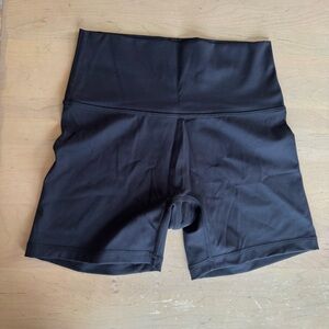 Aerie Black Spandex Bike Shorts – Size Medium